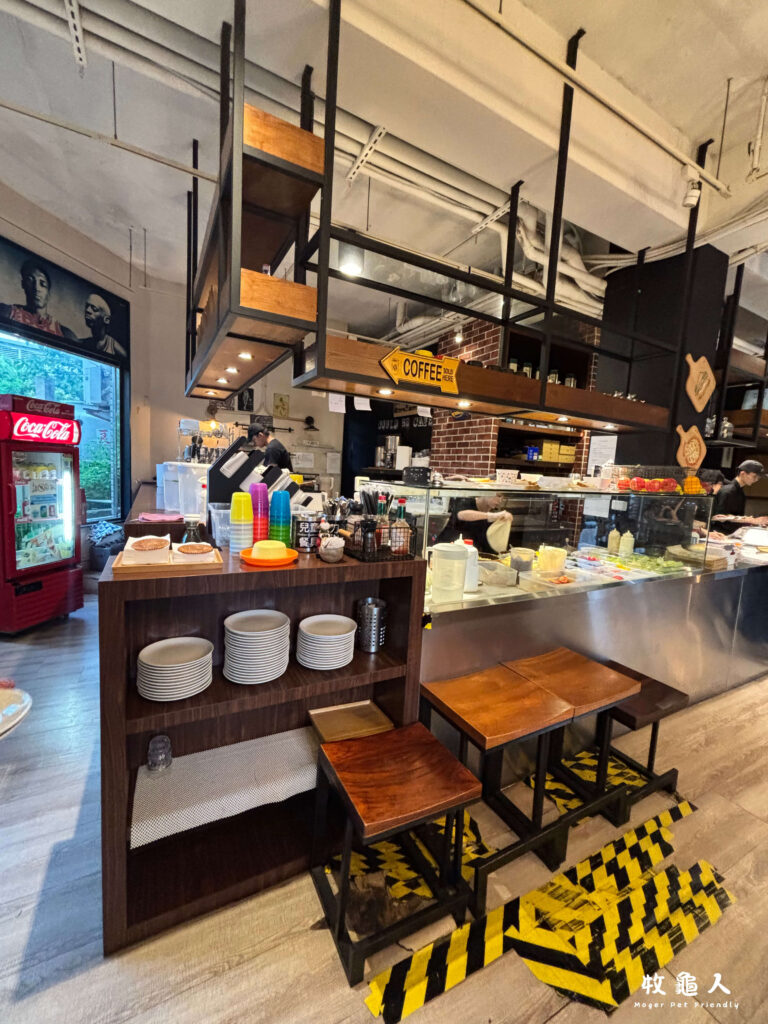 苗栗【Could be café 庫比咖啡】-環境