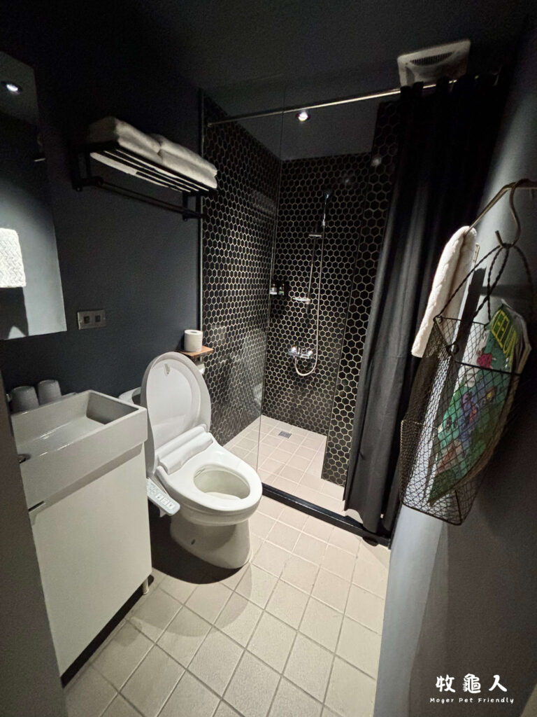 基隆【粼島旅宿 Spangle Inn 】-海洋海景雙人房