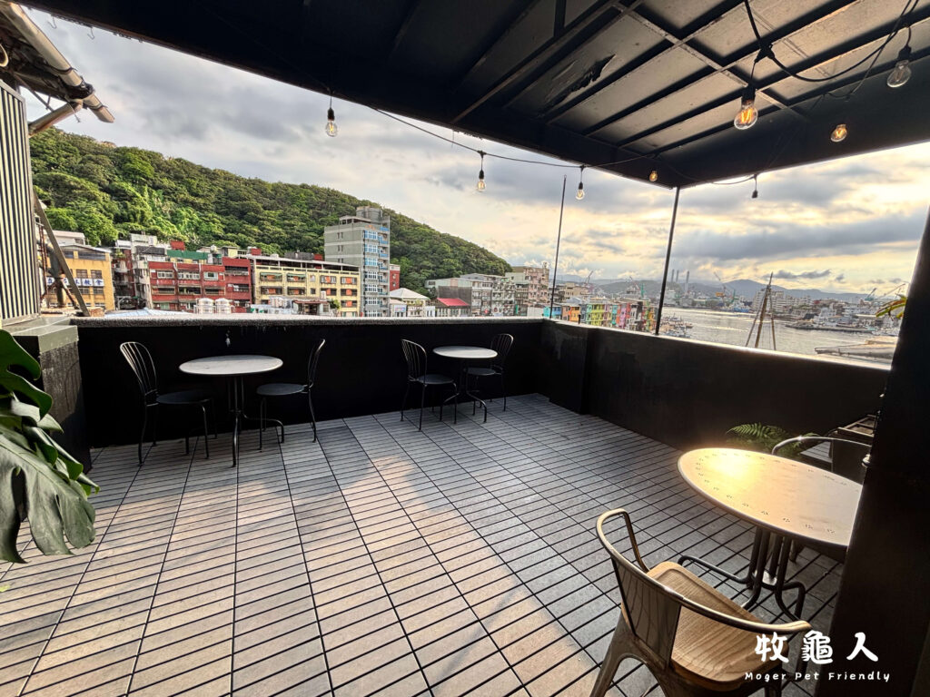 基隆【粼島旅宿 Spangle Inn 】-公共空間